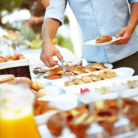 Hotel Barcelo Sands 4*