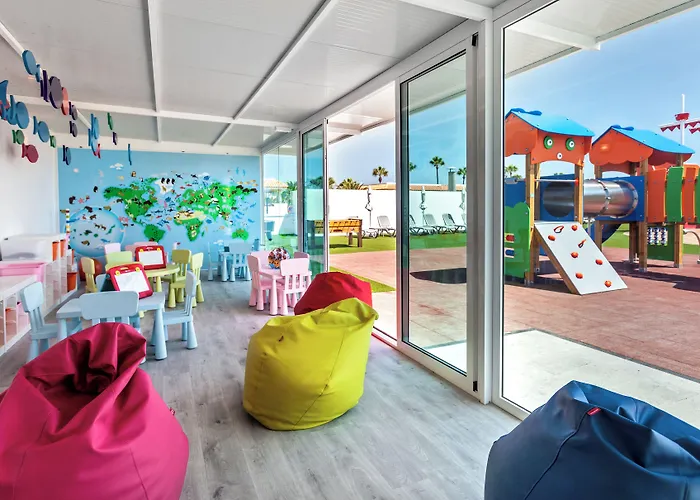 Hotel Barcelo Sands 4*