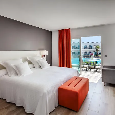 Szálloda Barcelo Sands