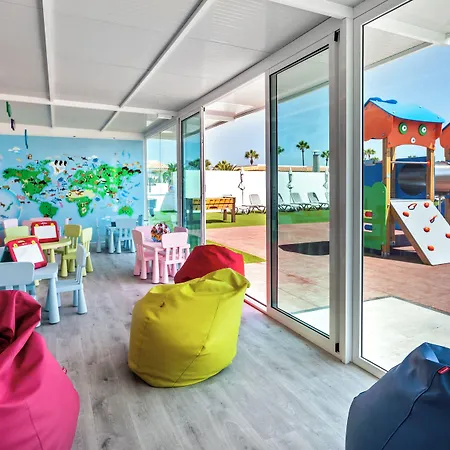 Hotel Barcelo Sands 4*