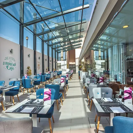 Ξενοδοχείο Barcelo Sands Κοραλέχο